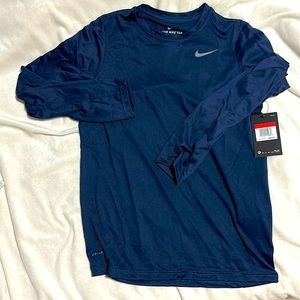Nike dri fit long sleeved tee Size L